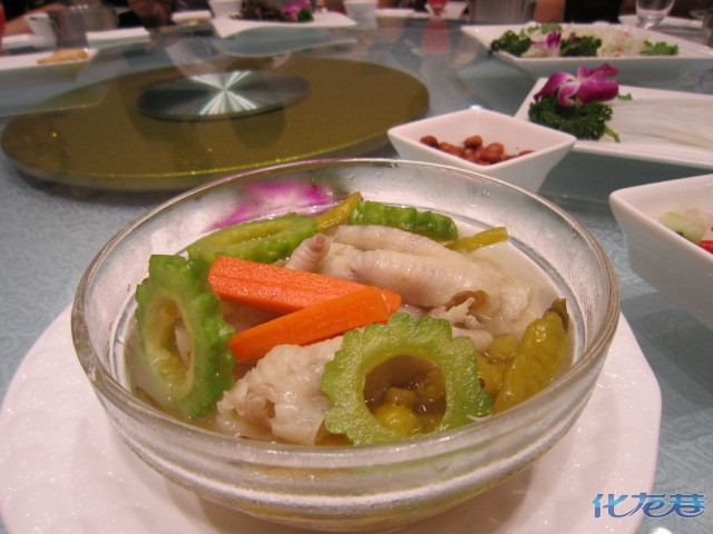 肥牛探店-龙城做法猪肉,很好吃哦!|德天火锅-化蒸黑美食的宝贝图片