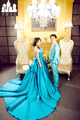 郑州蓝色经典婚纱摄影