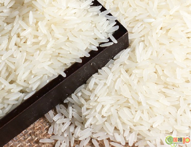 散称新大米只要1.7元一斤啦!<em>12.18</em>号我们一起