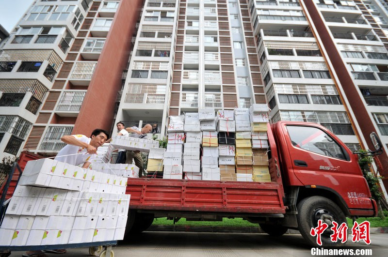 成都一小区400户开淘宝店,全民经商好不好,美