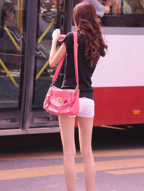 <em>好想</em>找个<em>女朋友</em>|谈天说地-化龙巷