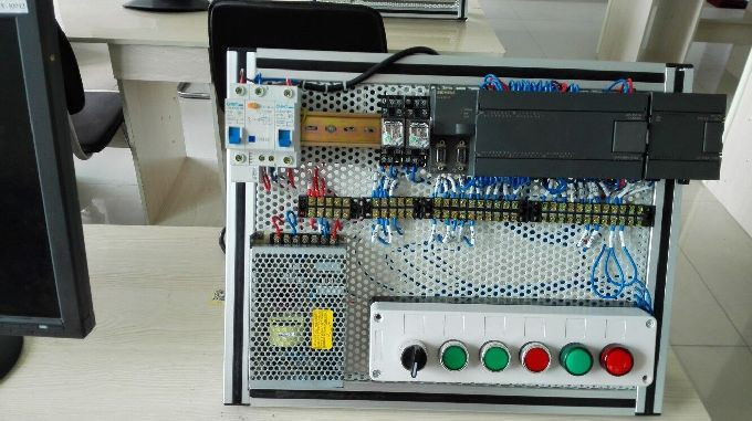 三菱plc_plc工程师收入(2)