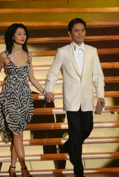 【认证团长】 1元 金包装4倍滋养 胶原蛋白眼膜1元/对