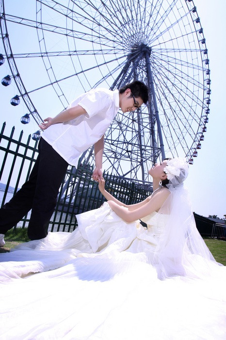 时光荏苒,韶华易逝 我和你的爱情故事 摩天轮下