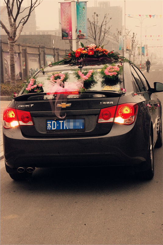 普通却挺震撼的科鲁兹车队,话不多说,直接上图